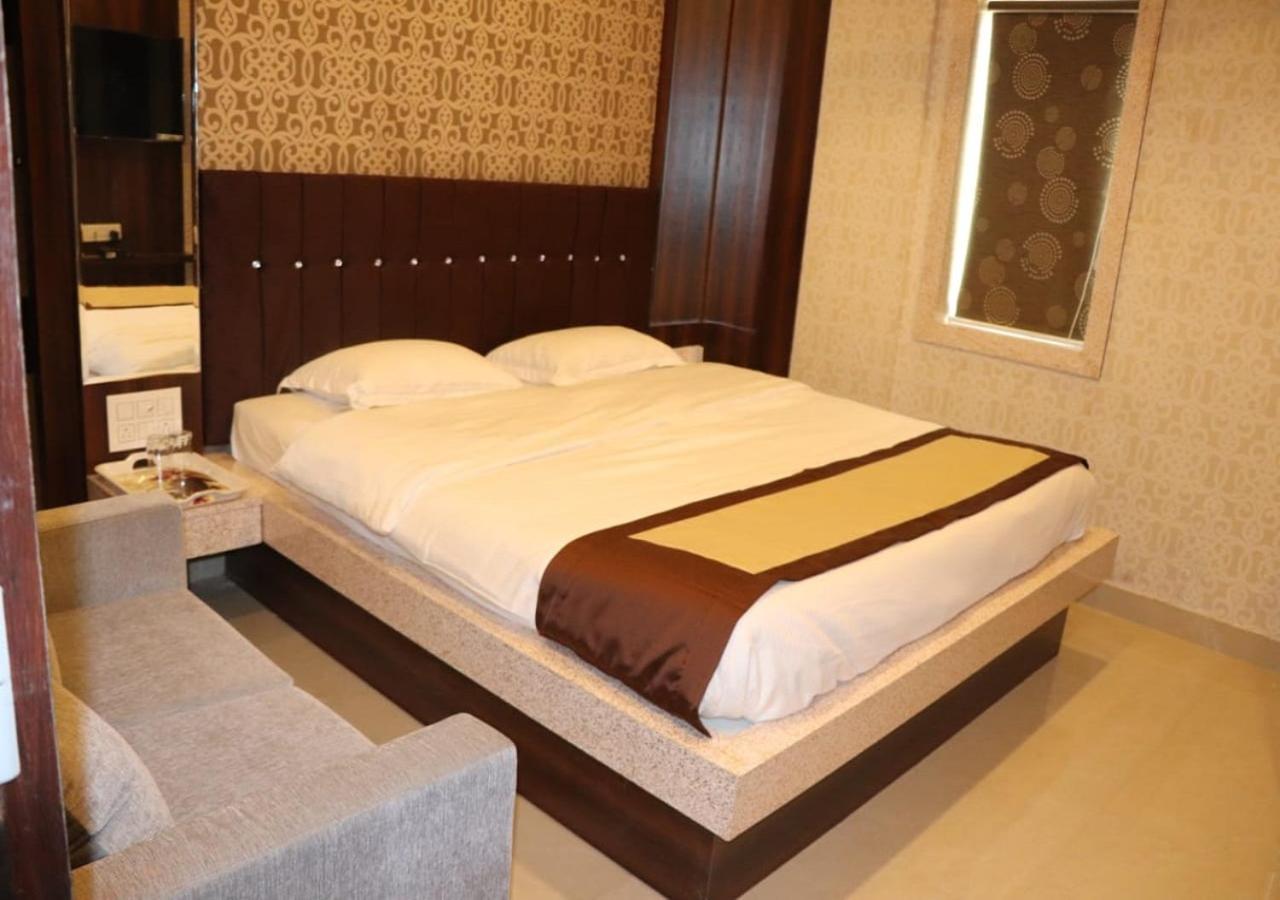 Hotel Angina Kalküta Dış mekan fotoğraf