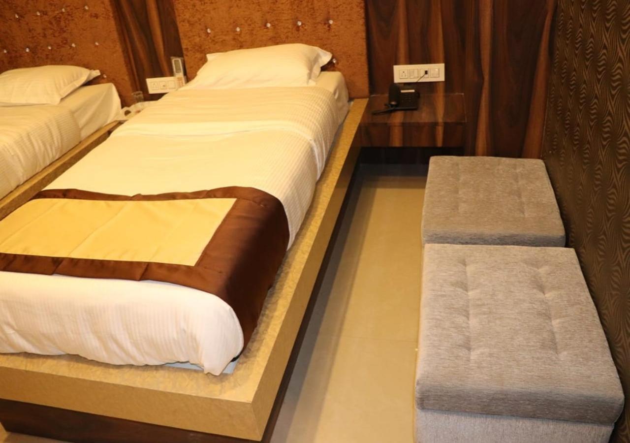 Hotel Angina Kalküta Dış mekan fotoğraf