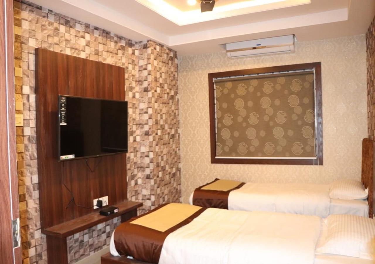 Hotel Angina Kalküta Dış mekan fotoğraf