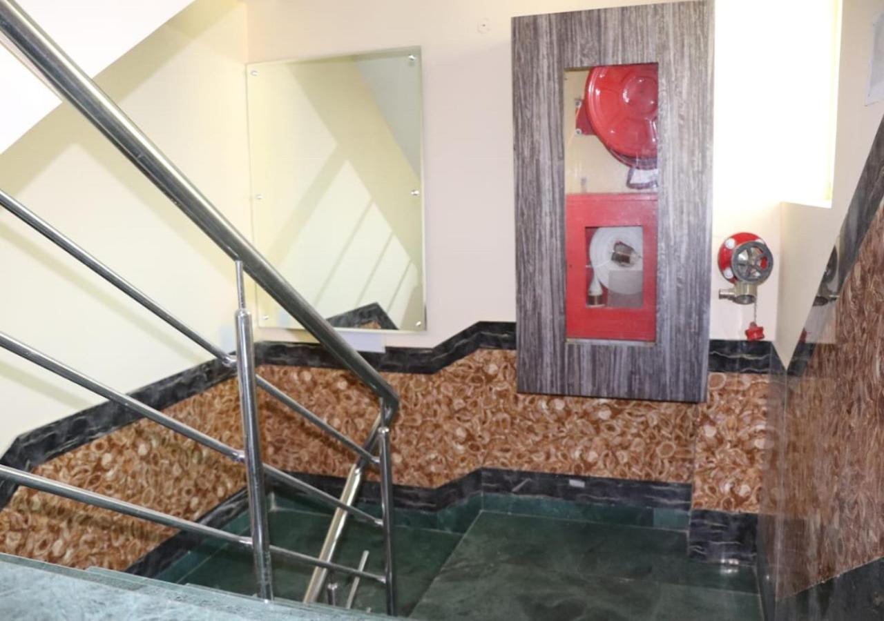 Hotel Angina Kalküta Dış mekan fotoğraf